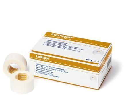 ESPARADRAPO-PAPEL-LEUKOPOR-5-CM-X-92-M-CAJA-6-UN.jpg